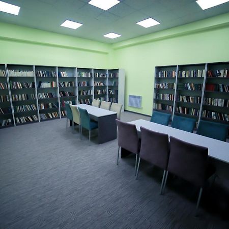 Astra Hotel Almaty Eksteriør bilde