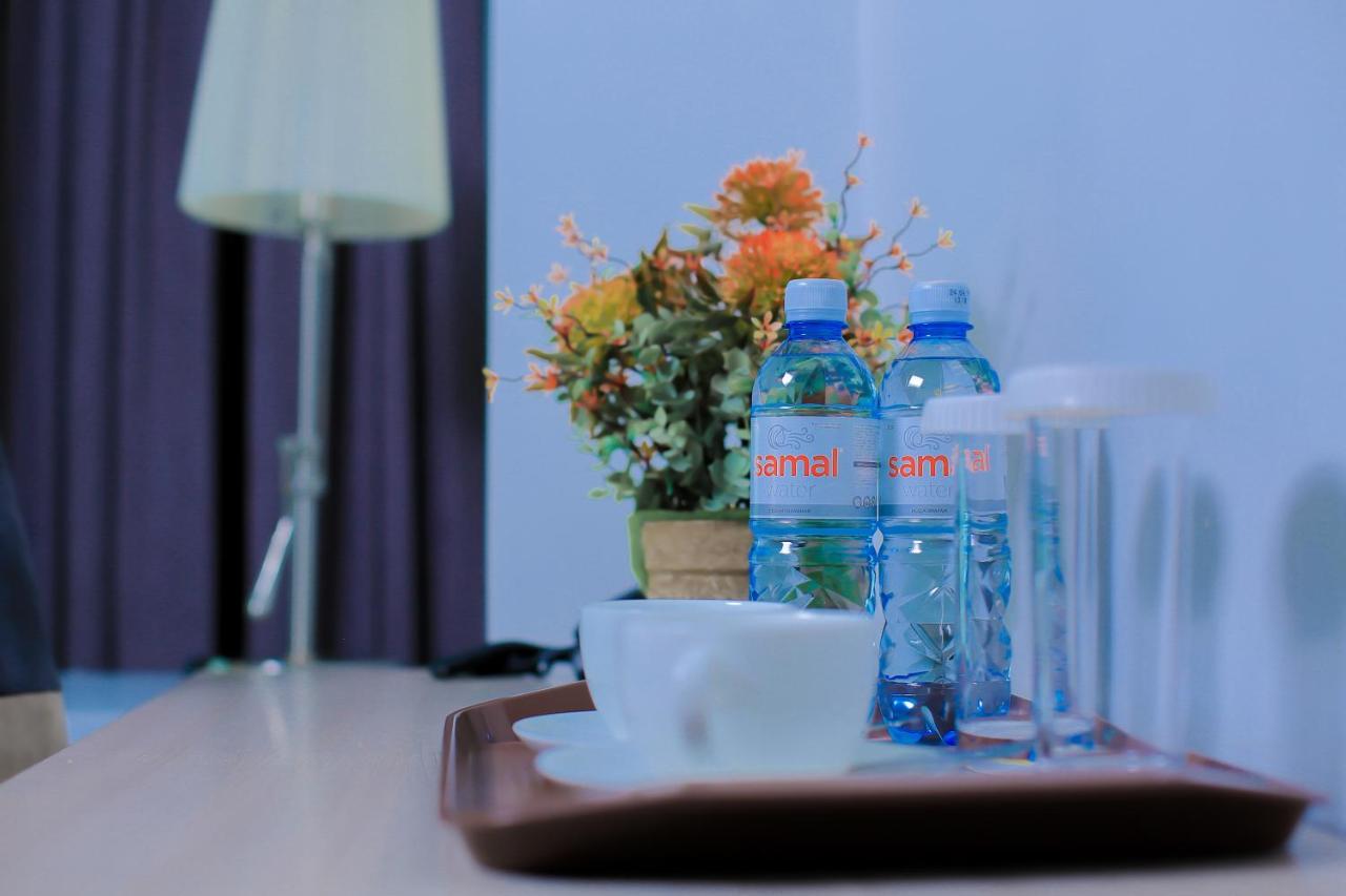 Astra Hotel Almaty Eksteriør bilde