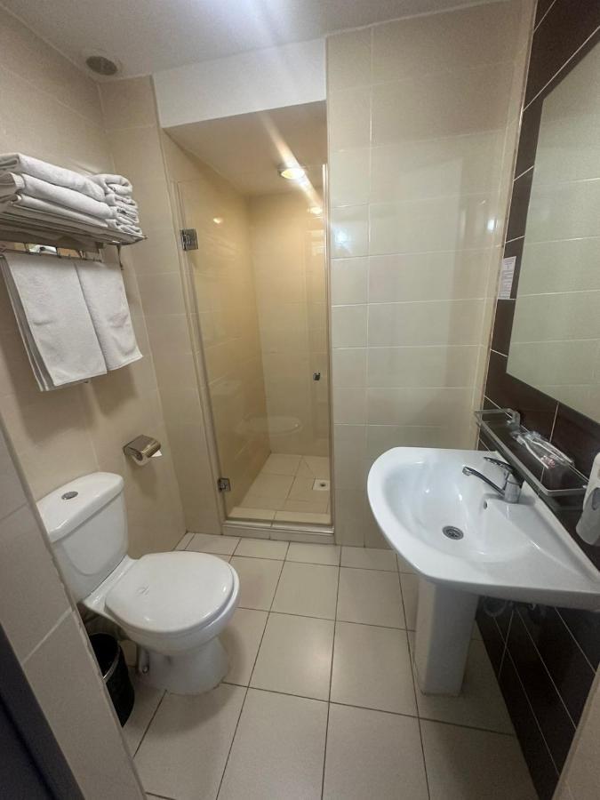 Astra Hotel Almaty Eksteriør bilde